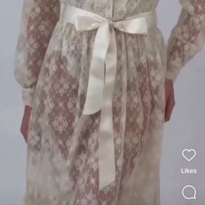 Vintage 70's Cream Floral Lace Dress